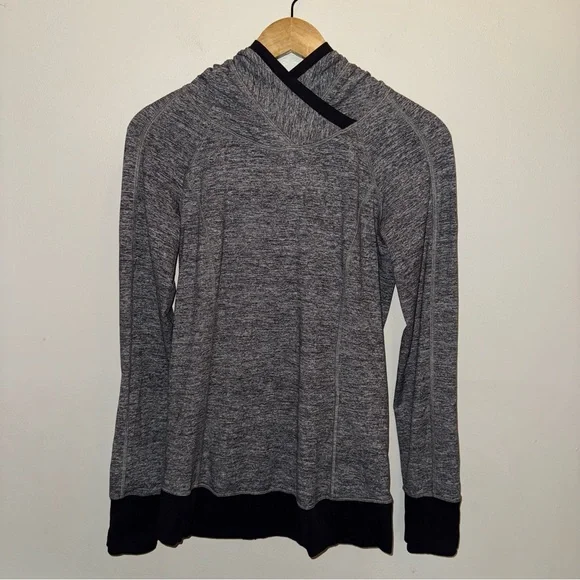 Lululemon Think Fast Hoodie black gray Size 6 - Picture 1 of 8